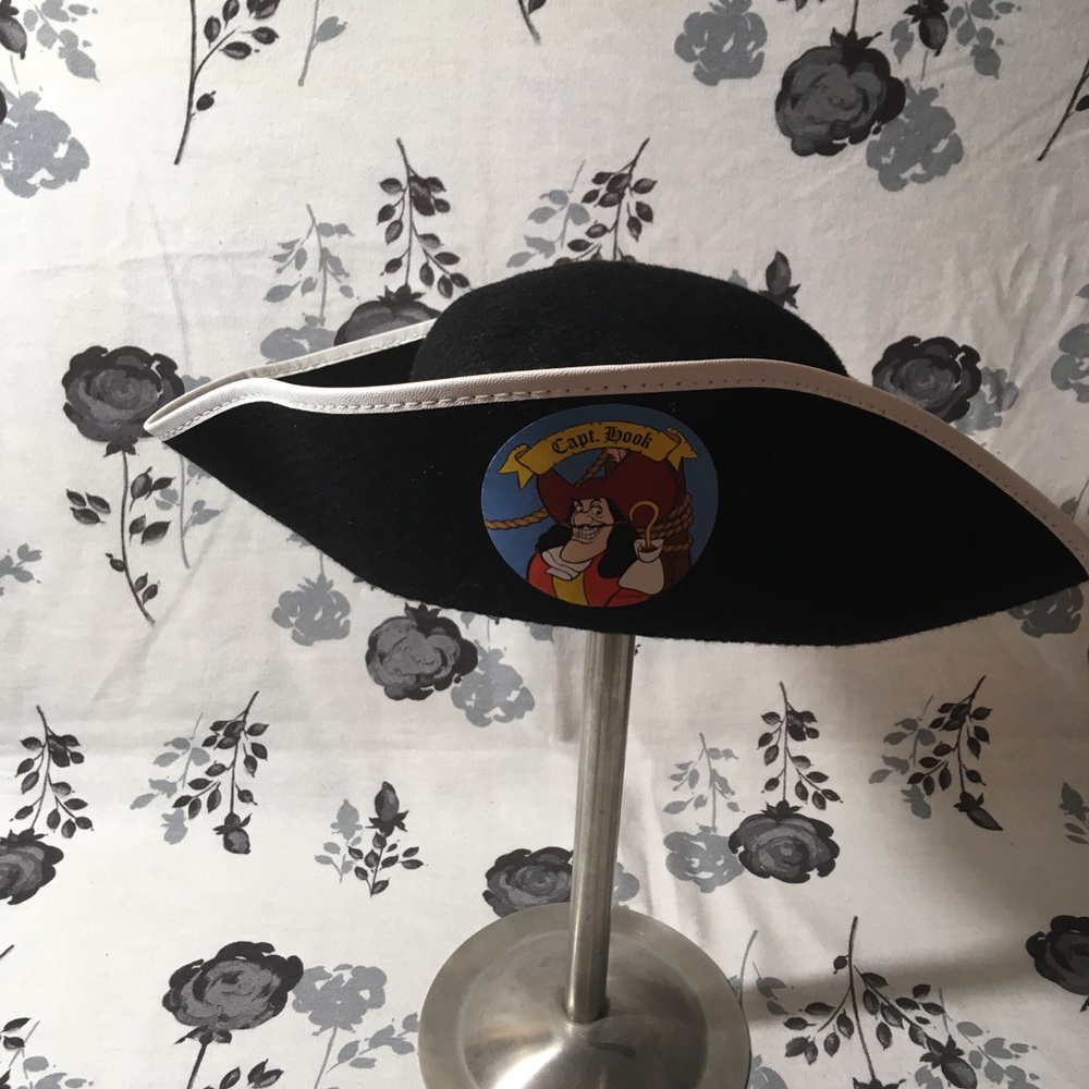 Captain Hook pirate hat